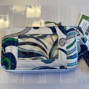 Vera Bradley All in One Wristlet Mediterranean White NWT